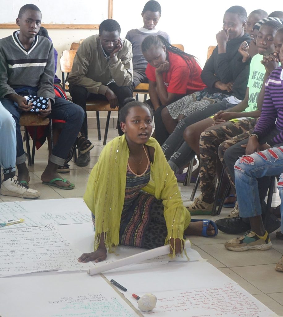 Jeunes enfants lors de la session de formation AHAPPY à Nairobi
