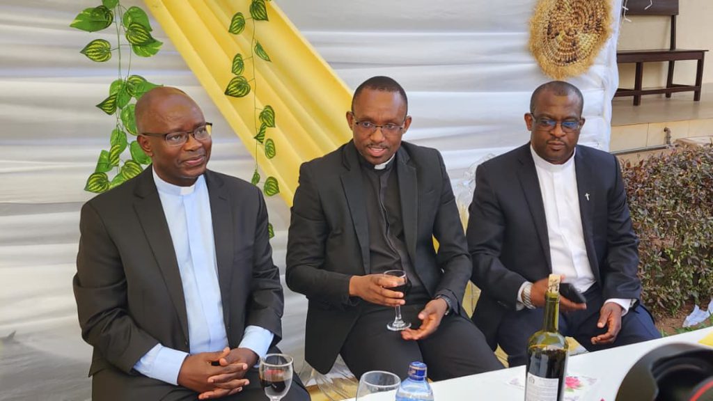 Fr. Fabien Gasigwa, Provincial of the Rwanda-Burundi Jesuit Province, Fr. Pascal Nduwimana, the Executive Director of Service Yezu Mwiza (SYM) and Fr. Ismael Matambura, Director of the African Jesuit AIDS Network (AJAN).